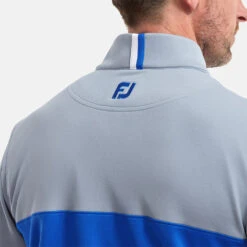 FootJoy Colour Blocked Chill-Out 1/2 Zip Golf Pullover 10 FootJoy Colour Blocked Chill-Out 1/2 Zip Golf Pullover -Golf Promotion Store FootJoy SS22 Colour Blocked Chill Out 1 2 Zip Golf Sweater Dove Grey Royal 88403 model 2